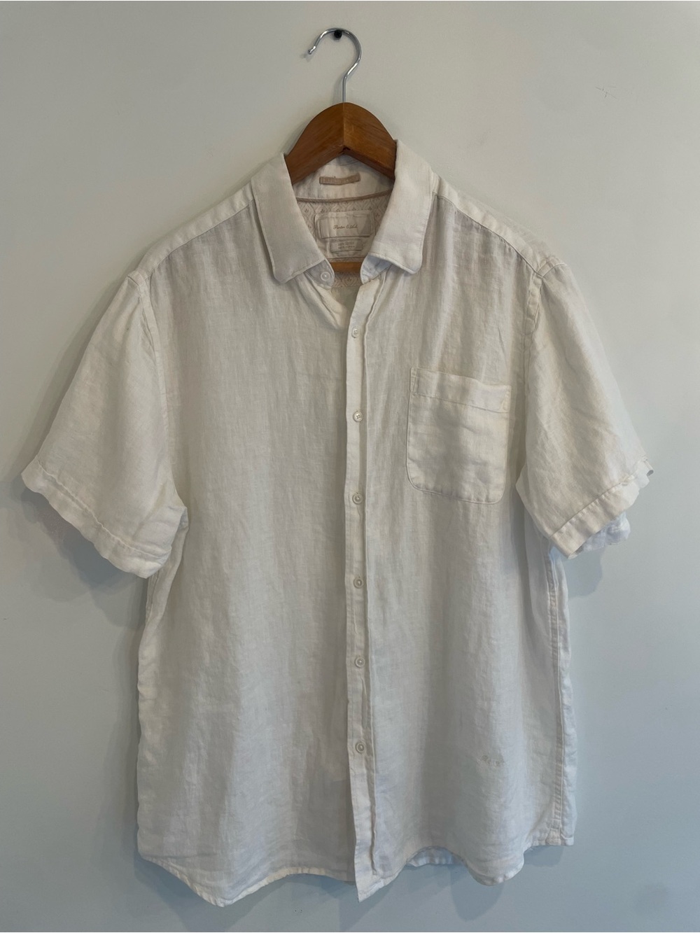 White 100% Linen Collared Button-Down